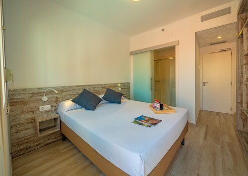 Agi Gloria Rooms 307 Hostel à louer à Roses Gérone.