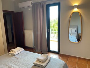3 Schlafzimmer, BĂŒgeleisen/BĂŒgelbrett, Internetzugang, BettwĂ€sche