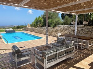 Pool - Villa Sunrise - Holiday villa with Panoramic Sea Views (Rethymno)