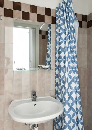 Desk, free WiFi, bed sheets - Alba B&B Appartamenti (Cattolica)