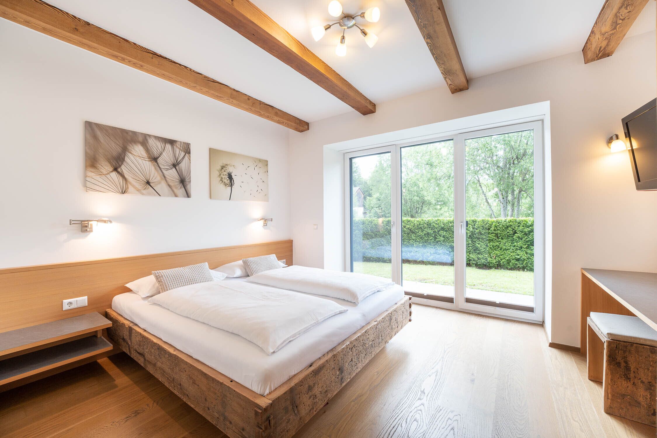 4 Schlafzimmer, Zimmersafe, Reisekinderbett, WLAN