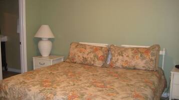 3 soverom, strykejern/-brett, wi-fi og sengetøy