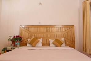Rollaway beds - Sand Dune Hotel (Leh)