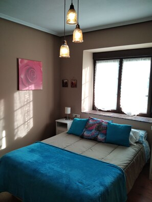 4 bedrooms, in-room safe, iron/ironing board, WiFi