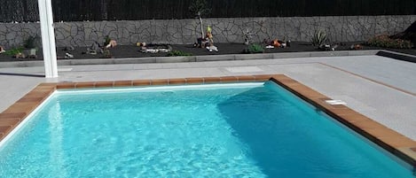 Piscina a l'aire lliure