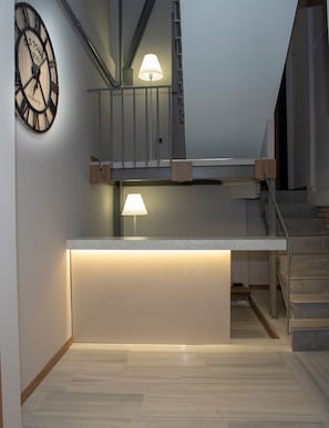 Interior entrance - Jurnal Hotel (Istanbul)