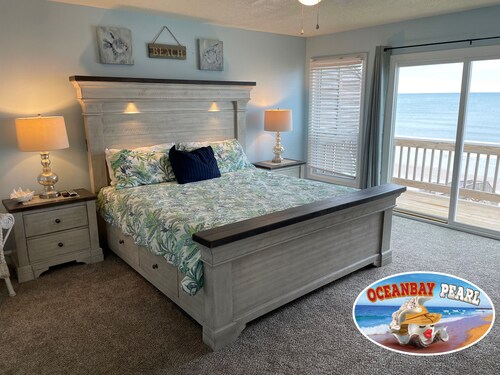 OCEANFRONT ! Family fun steps from the beach!😎🦀 pet friendly, linens included!