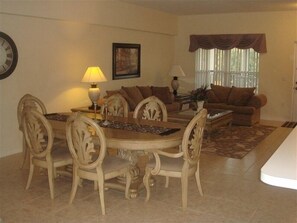 Fernseher, DVD-Player