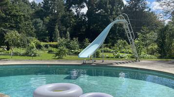 Piscine extérieure, piscine chauffée
