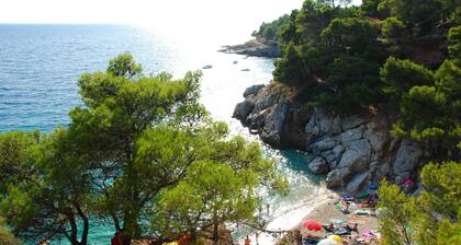 Luxusvilla mit PrivatsphÀre, Pool, Spa und atemberaubender Aussicht