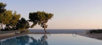 T1 34m2 5 people Residence Athena Bandol sea view