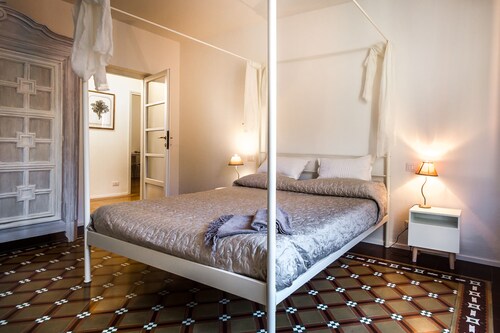 REGINA  24 APARTAMENT