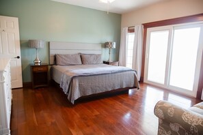 7 bedrooms, free WiFi, bed sheets - The Gathering: Premier stay for Large Groups (Millersburg)