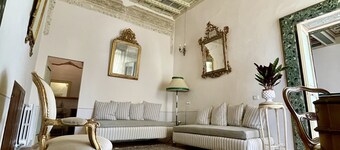 Palazzo Lauri, period residence