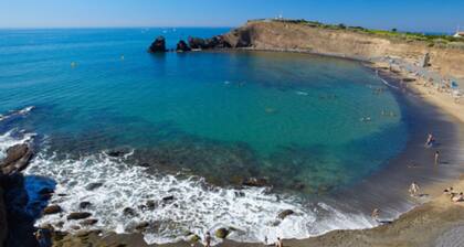 VILLA AU CALME CLIM PISCINE PRĂS DES PLAGES ET DU LAC