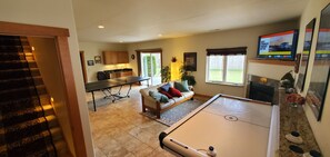 TV, fireplace, DVD player