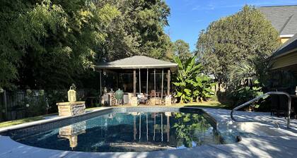 5 Miles to Course - Come Back, Relax in our Salt Water Pool & Outdoor Kitchen!