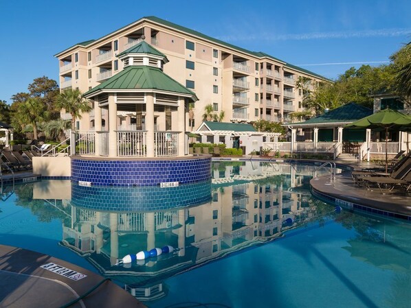 Indoor pool, outdoor pool