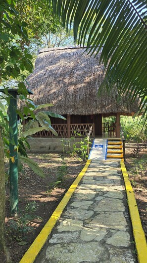 Exterior detail - Hotel Nueva Alianza (Ocosingo)