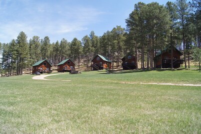 Elk Haven Vacation Cabins, Custer SD, Elk Haven Vacation Cabins, Custer SD