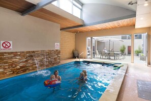 Pool - Bell St Apartments I Walk to everything in Torquay (Torquay)