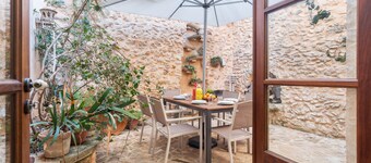 CAN VALLORI - Nice house with interior terrace in Sencelles. Free WiFi