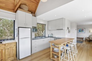 Fridge, microwave, oven, stovetop - Beach Weekender I Bush Views (FAIRHAVEN)