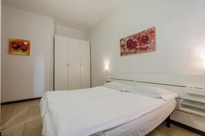 1 chambre, coffres-forts dans les chambres, Wi-Fi gratuit, draps fournis