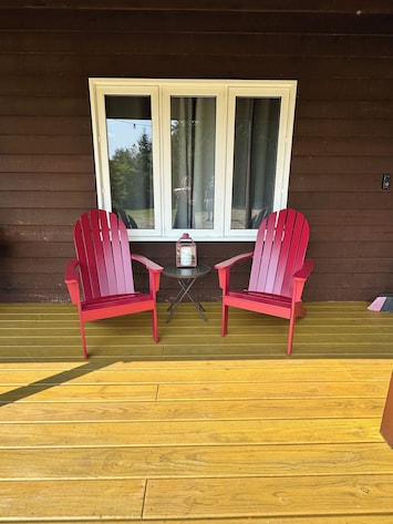 Front deck