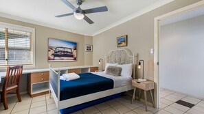 4 bedrooms, iron/ironing board, WiFi, bed sheets