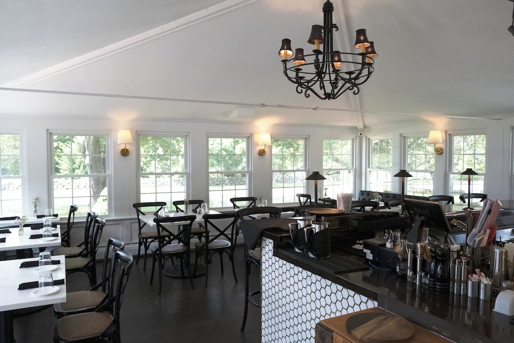 Shelter Harbor Inn by null