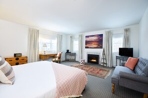 1 habitación, decoración personalizada y muebles diferentes 