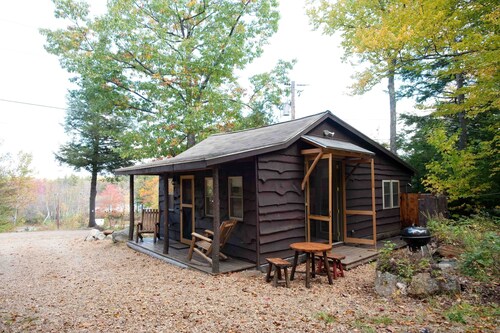 Bower Cabin- Cabin in woods on a remote pond, Romantic getaway, Green living!