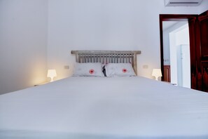 2 bedrooms, in-room safe, free WiFi, bed sheets