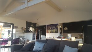 TV, books, stereo