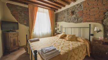 1 camera, ferro/asse da stiro, Wi-Fi gratuito, lenzuola