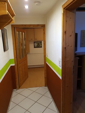 Interior - Apartment in the resort rooms - Horgen. (Zimmern ob Rottweil)