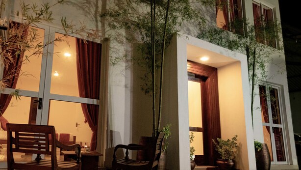 Mặt tiền nơi lưu trú