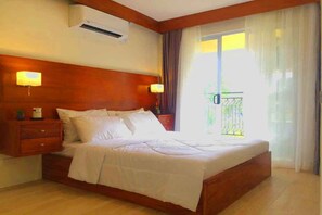 2 Schlafzimmer, Zimmersafe, Bügeleisen/Bügelbrett, WLAN