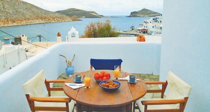 3 bedroom awesome apartment in Panormos