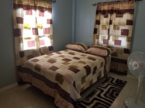 Departamento Confort, vista al océano | 2 habitaciones, cortinas blackout y tabla de planchar con plancha 