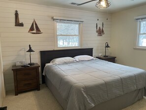4 bedrooms, WiFi, bed sheets