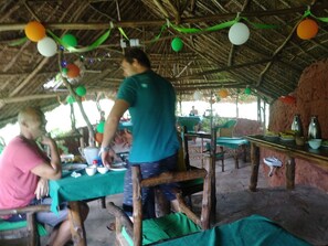 Breakfast, lunch, dinner served; local and international cuisine