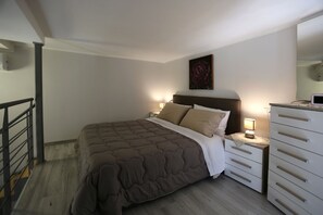 1 chambre, coffres-forts dans les chambres, bureau