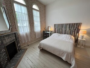 3 bedrooms, iron/ironing board - Ref 006 - Charming Villa in the heart  of the resort (SOULAC SUR MER)