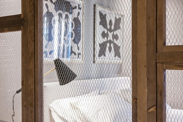 Apartment, Balcony | 1 bedroom, individually decorated, individually furnished, soundproofing