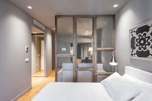 Apartment, Balcony | Individually decorated, individually furnished, soundproofing - Ferrini Home - Etnea Collection (Catania)