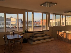 Free daily buffet breakfast - Yeni Caglayan Otel (Istanbul)