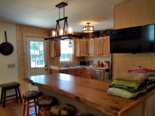 WARRENSBURG LOG -KABIN