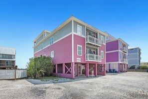 Exterior - Sundancer, East. Beachfront 5BR Pool! PERFECT location. 😎 (Gulf Shores)